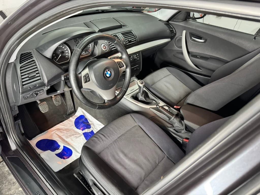 BMW serii 1 — Pranie tapicerki i wnętrza